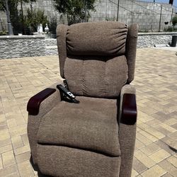 Power Lift Recliner Chair with Remote