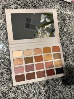 Morphe x Madison Beer Eyeshadow Palette