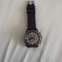 TNOBHG Quartz Movement Watch Men Watch Round Dial Silicone Strap Minimalist Teen