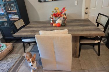 DINING TABLE obo