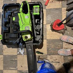 Green works Chainsaw Electric