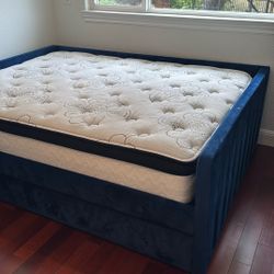 Queen Daybed Blue Upholstered With Twin Trundle 