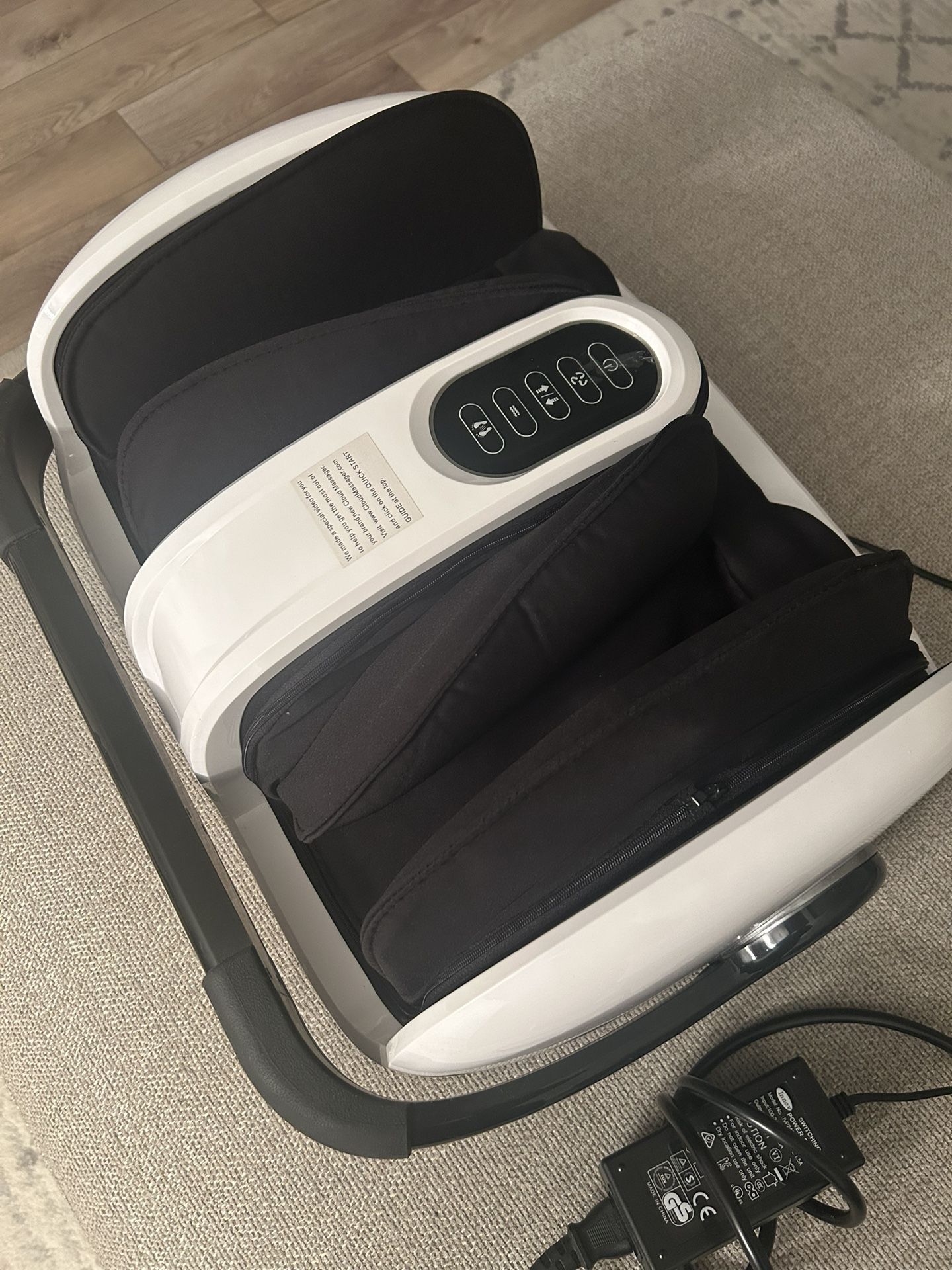 $80 Like New Cloud Foot And Calf Massager