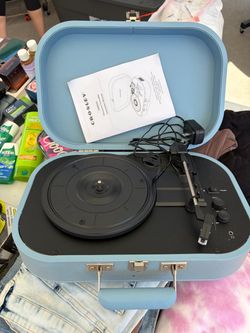 Crosley record player retail $99