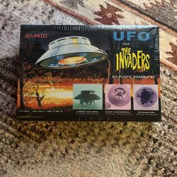 UFO The Invaders Assembly Kit