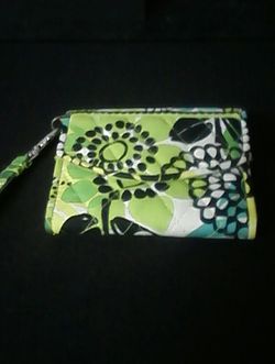 Brand New Vera Bradley Small Wallet . 💚💚💚