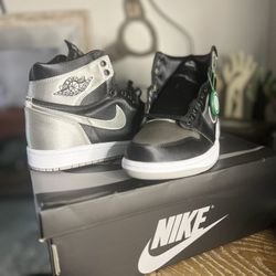 Air Jordan 1 Retro OG Satin Shadow