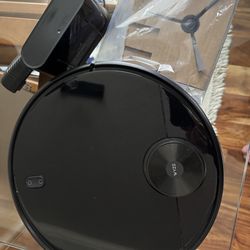 Wyze robot vacuum Model wvcr2005