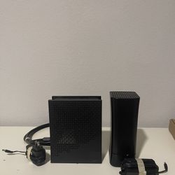 Spectrum 3.1 eMTA Docsis 3.1 Advanced Voice Modem (E31U2V1) with Sagemcom Fast 5280 RAC2V1S Dual-Band AC2(contact info removed)Mbps Router