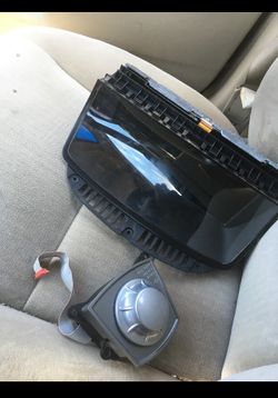 2004 Bmw 7 series I-Drive and Screen