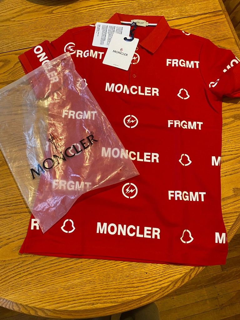 Moncler Button Up Size Large
