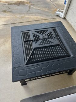 fire pit / outdoor fire table.