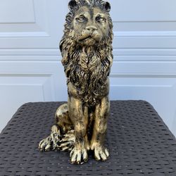 Bookshelf Lion Statue 