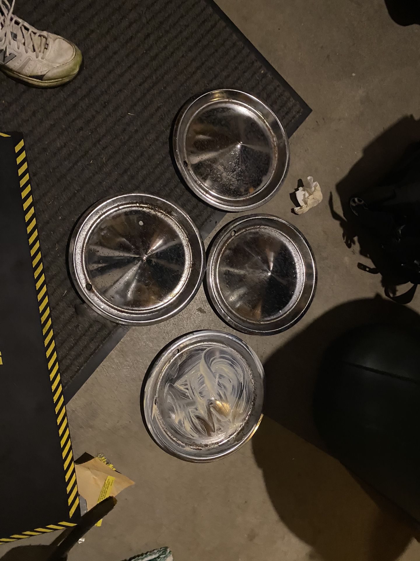 Four Cool 12 Inch Hubcaps In Need Of Clean Up Rat Rod
