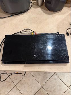 Samsung Blu-Ray Player w/ Power Cord & AV Cables – Tested & Works