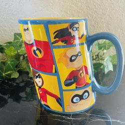 Large Disney Pixar The Incredibles Family “Slanted” Mug from the Disney Store 5"