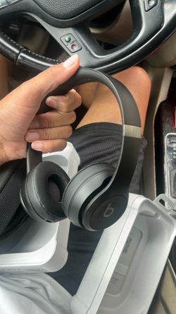 Beats solo 4