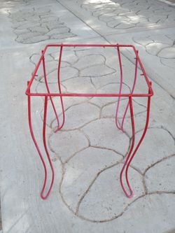 Plant stand ( metal )