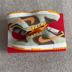 Nike Dunk Dusty Olive Size 9.5