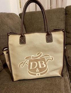 Dooney & Bourke Tote 