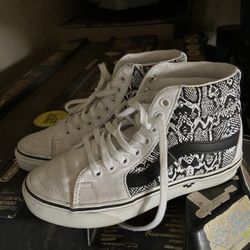 Vans 
