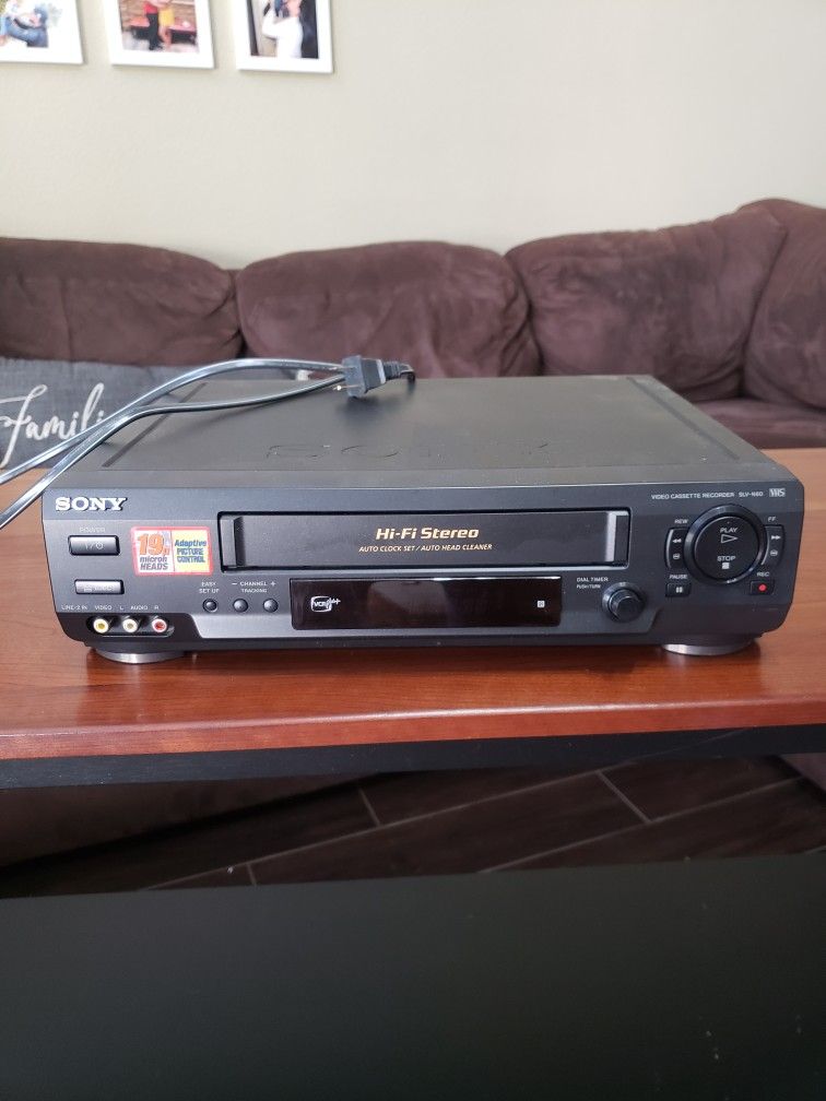 Sony SLV-N60 VHS VCR Video Cassette Player VCR Plus + No Remote