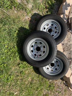 Trailer tire wheels