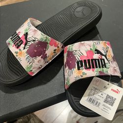 New Puma Slippers For Women. Size 11