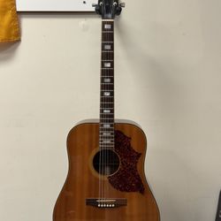 Gibson SJ Deluxe 1(contact info removed) Acoustic Guitar 