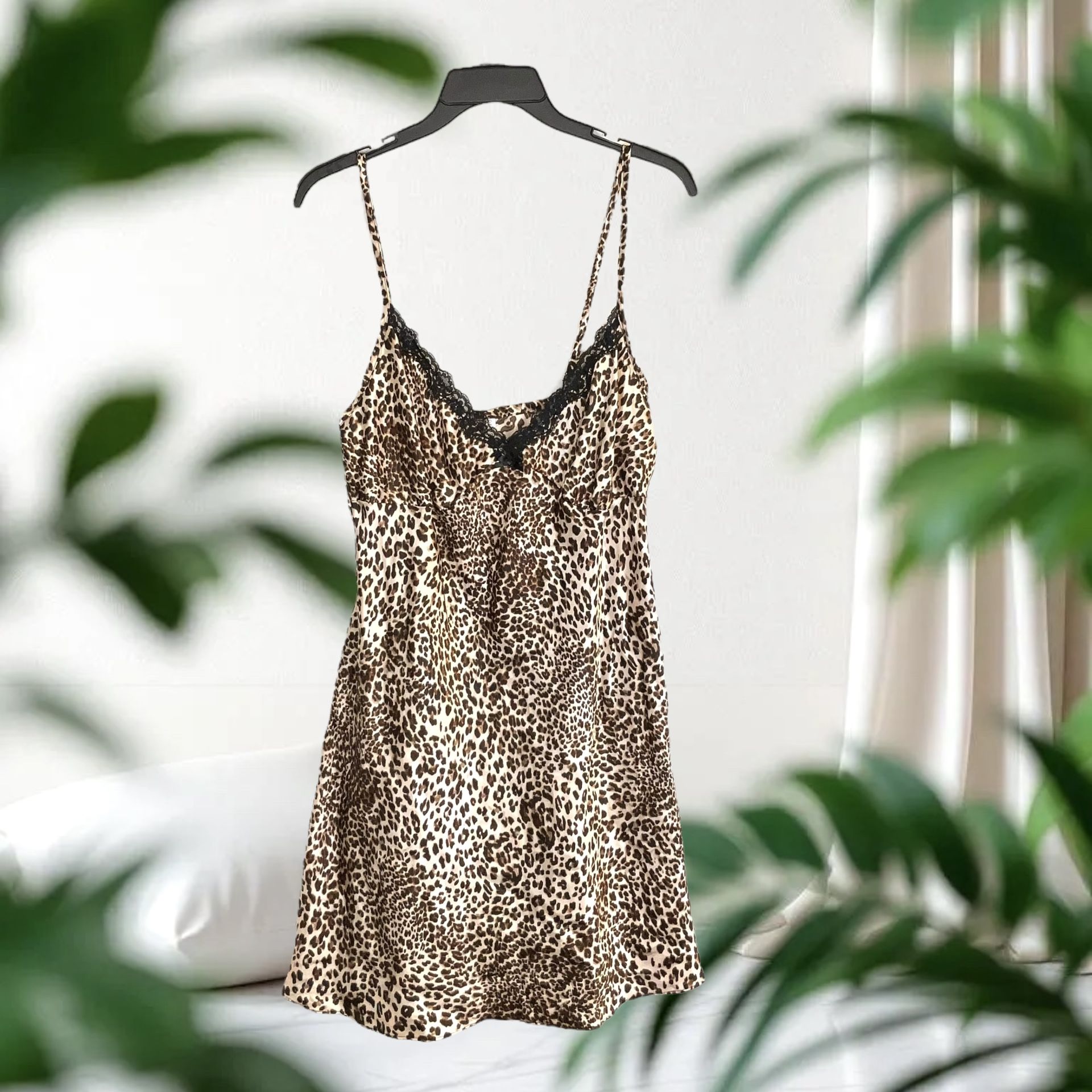 George Brown, Tan, Beige Leopard Print w Adj Straps & Lace V-Neck Nightgown Chemise Women Large 12/14