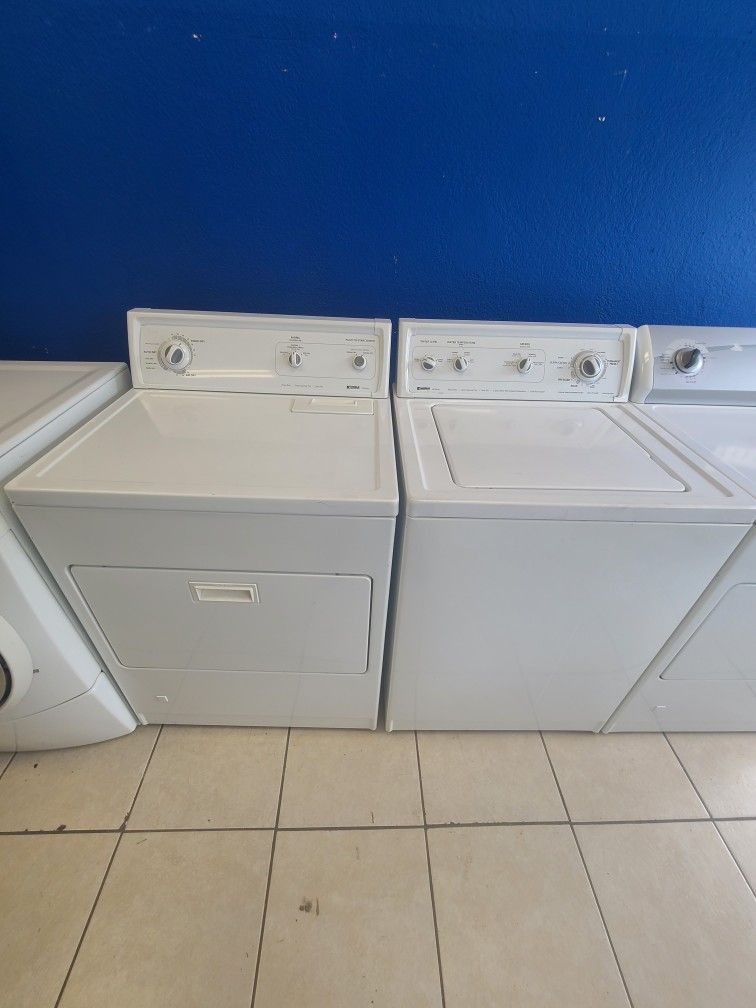 KENMORE WASHER & GAS DRYER SET