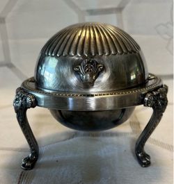 1883 FB Rogers Silver Co 273 Roll Top Caviar Butter Dish Server Lion Head Footed