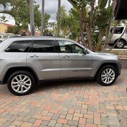 2017 Jeep Grand Cherokee Ltd.