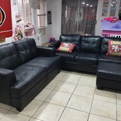 Black Leather Couches