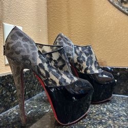 Christian Louboutin Aeronotoc 160 Size 8 