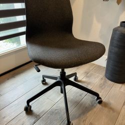 IKEA LANGFJALL Computer Desk Office Chair