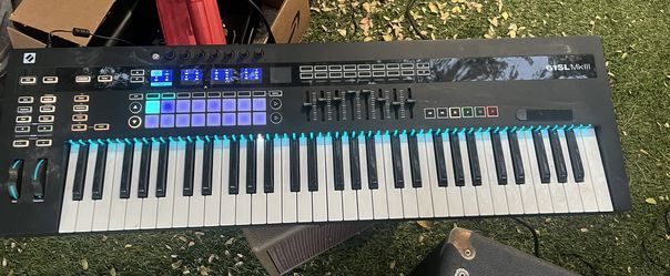 Novation 61SL MkIII Keyboard Controller  