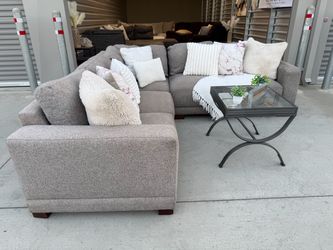 Costco Sectional Couch 🚚 CURBSIDE DELIVERY AVAILABLE 🚚