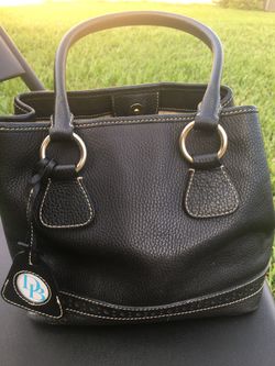 Dooney & Bourke