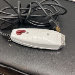 Andis Outliner Trimmer