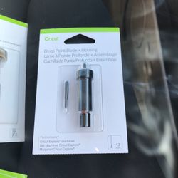 CRICUT Deep Point Blade &Housing/ Knife Blade & Housing/ Premium Blade & Fabric Bonded Blade