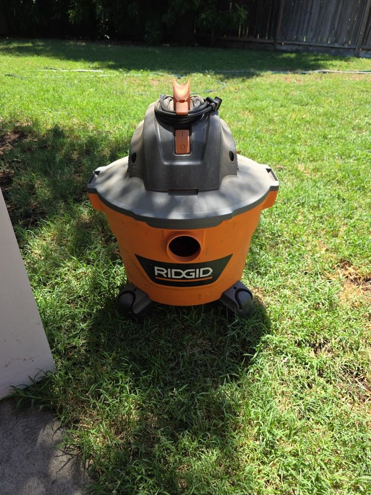 Rigid Corded Vacuum (Used Twice)
