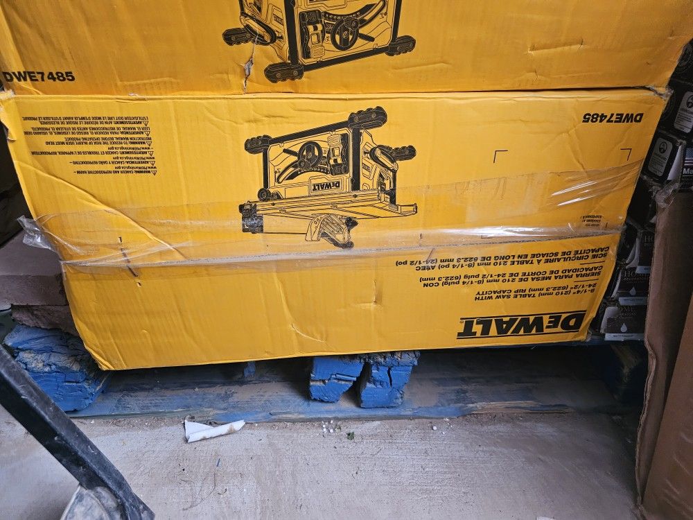 Dewalt 8.5" Corded Table Saw