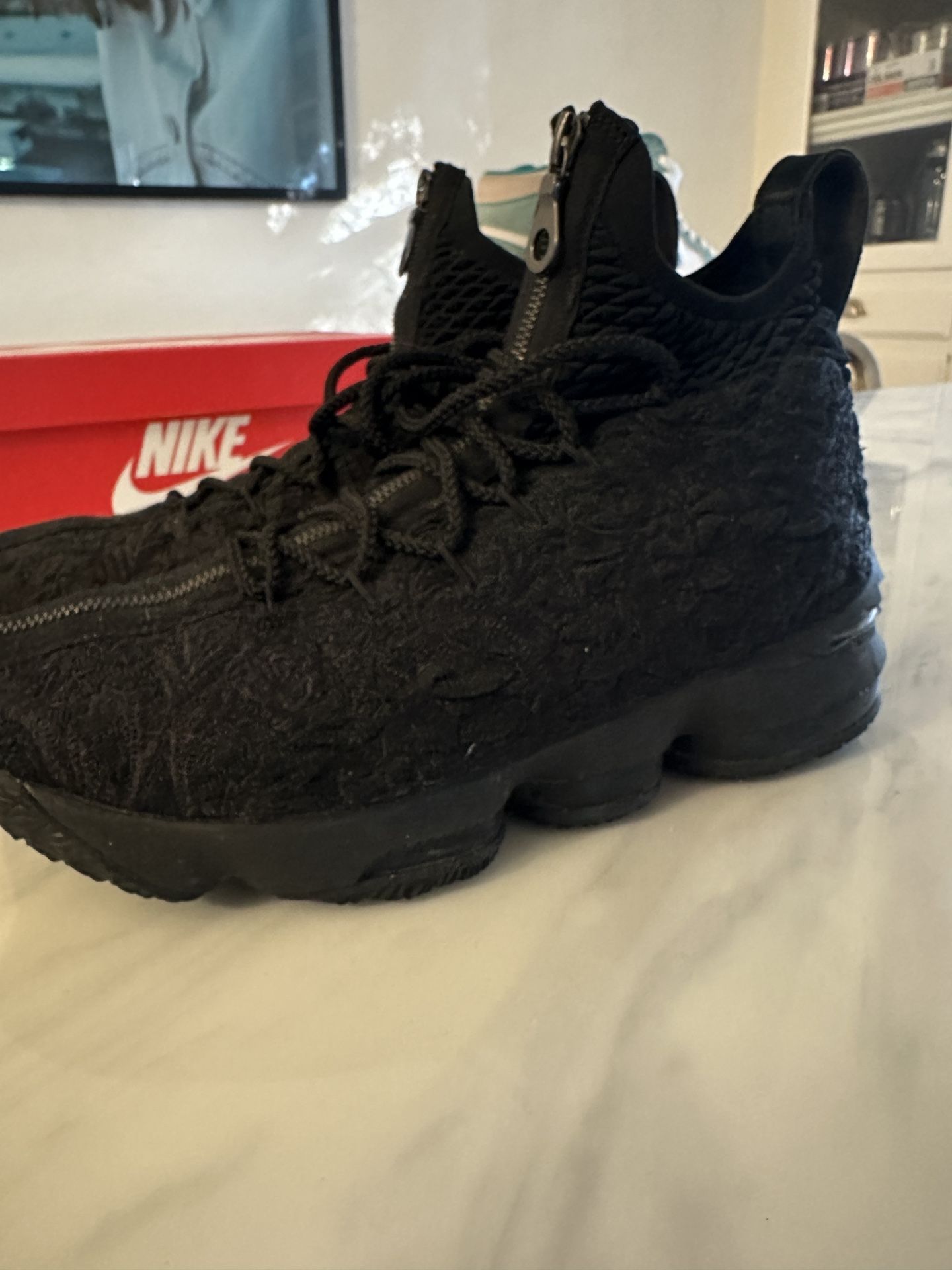 Kith Suit Of Armor Lebron 15 Performance Size 8