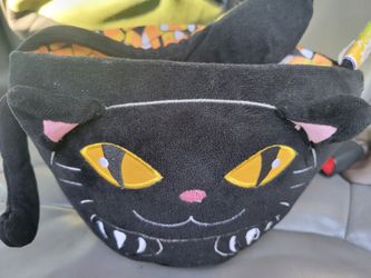 Trick Treat Basket Black Cat Halloween Flipeez Candy Corn Pump Handle Tail Wags