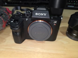 Sony A7RII camera bundle