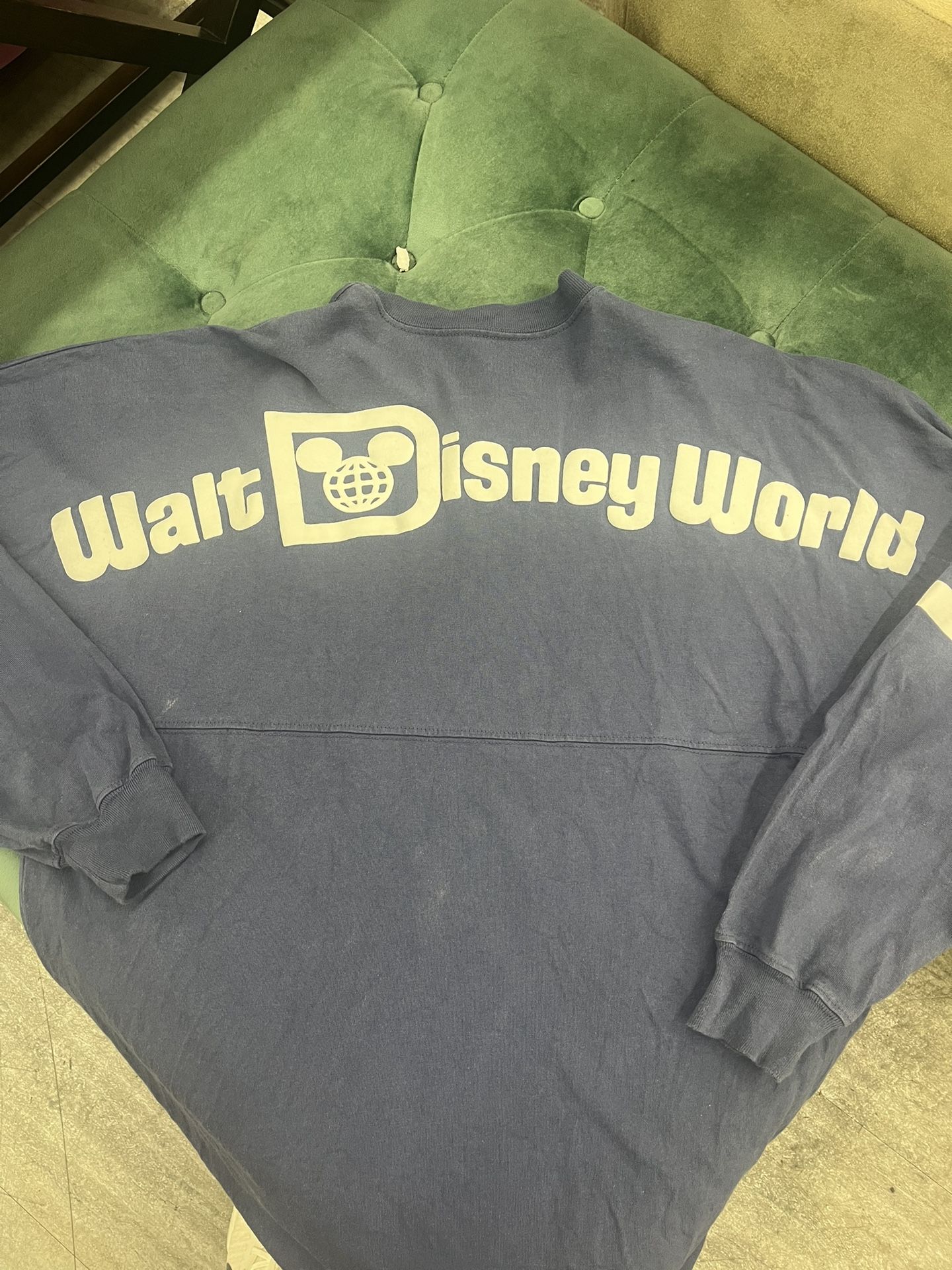  OFFICAL DISNEY PARKS MERCHANDISE spirit jersey 
