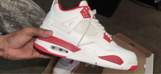 Jordan’s 4s valentines