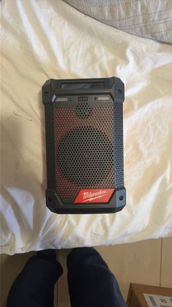 Milwaukee M12 speaker Bluetooth