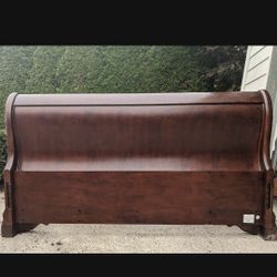 Free - Queen frame with box spring